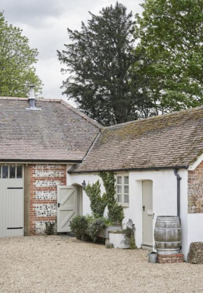 The Cottages at Launceston Farm